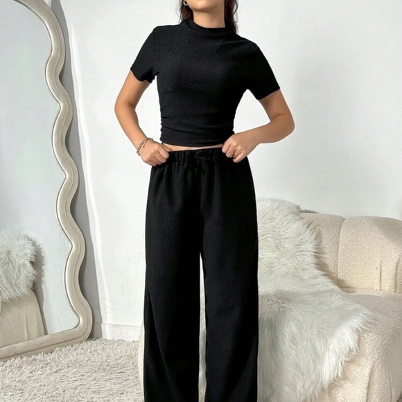 Chic Black Wide Leg Two-Piece Lounge Set - Picture 1 of 7